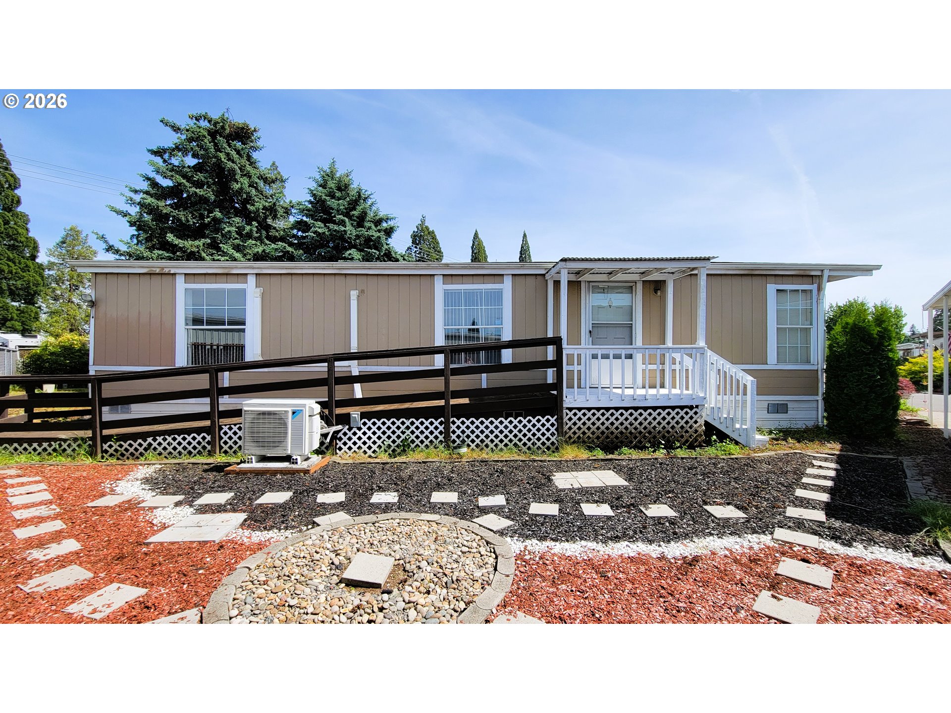 5335 Main Street, Unit 181 Springfield, OR 97478 - Photo 1 of 19