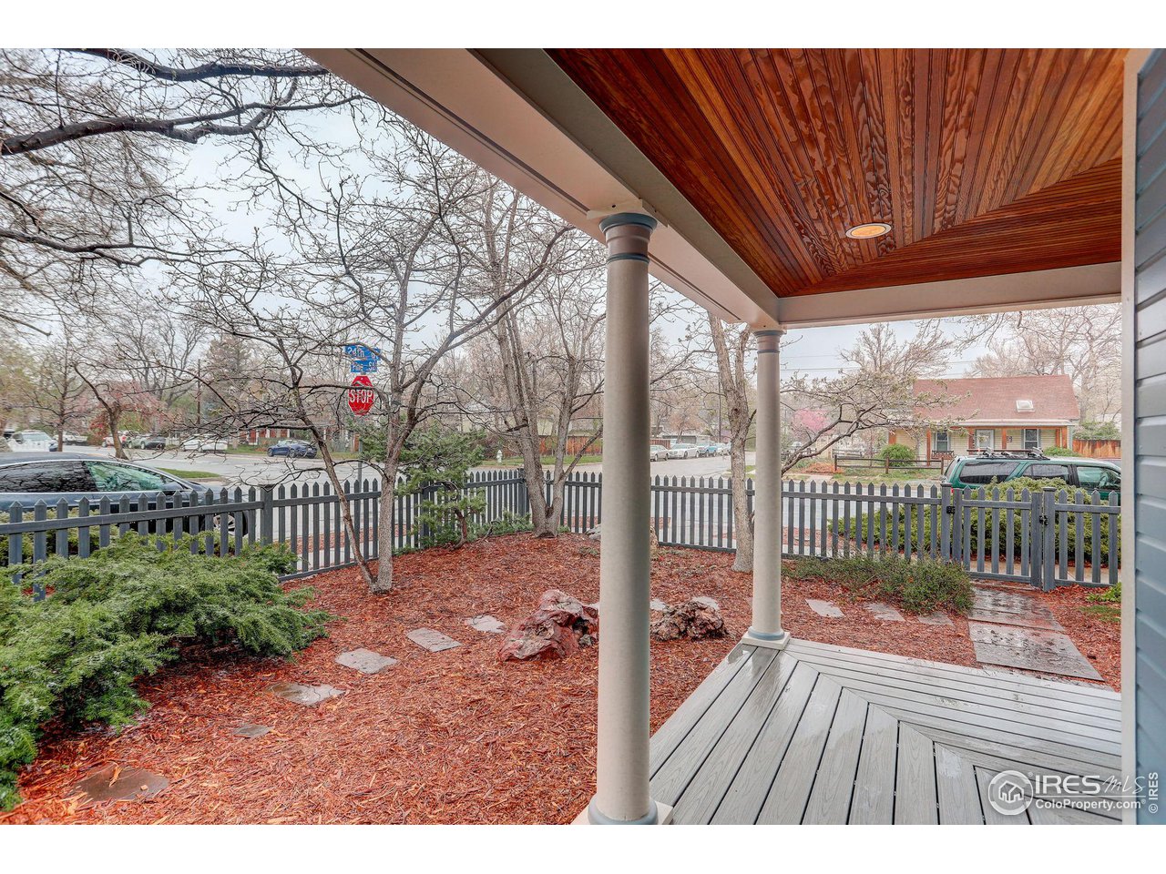 2404 Pine Street Boulder, CO 80302 - Photo 4 of 40 Front Porch