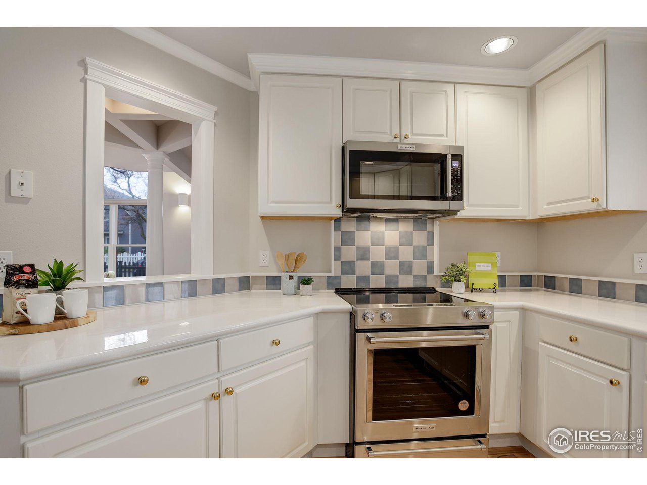 2404 Pine Street Boulder, CO 80302 - Photo 8 of 40 Kitchen