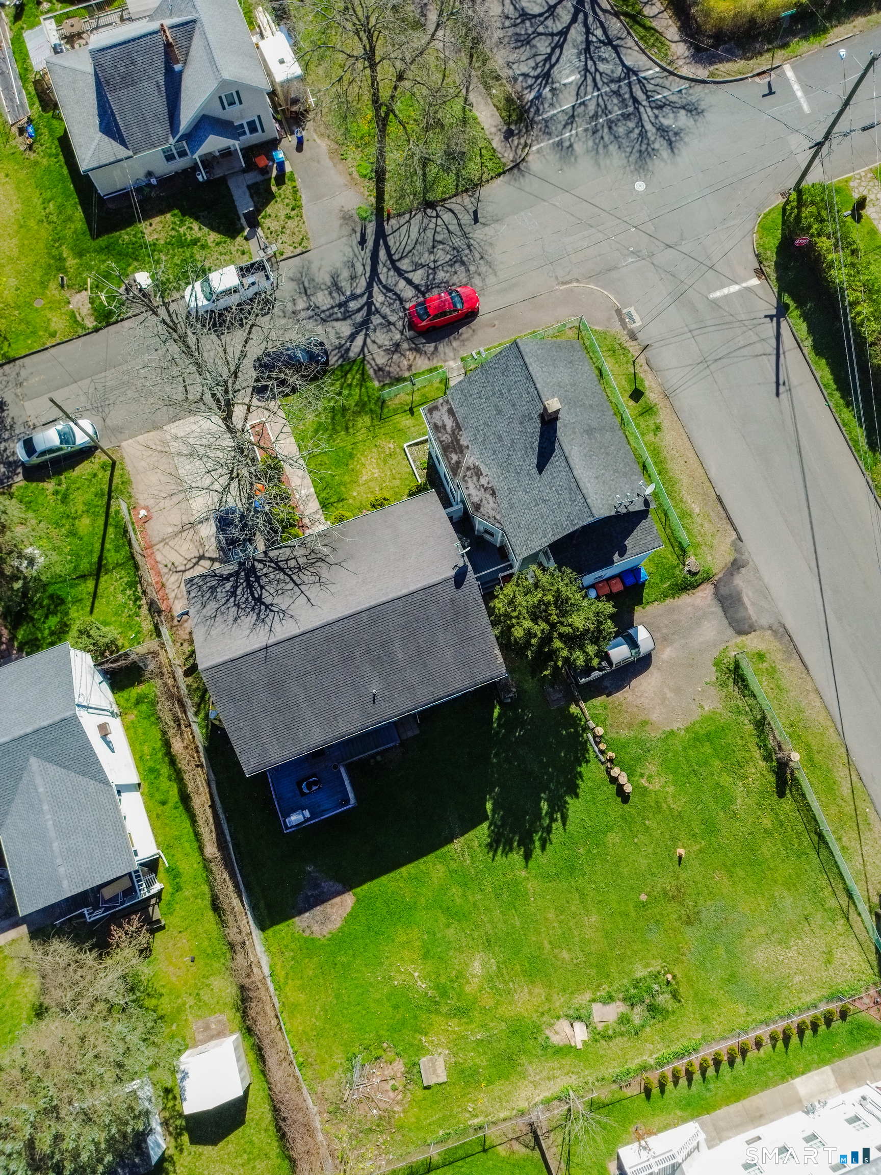 25 Andrews Street Meriden, CT 06451 - Photo 2 of 39