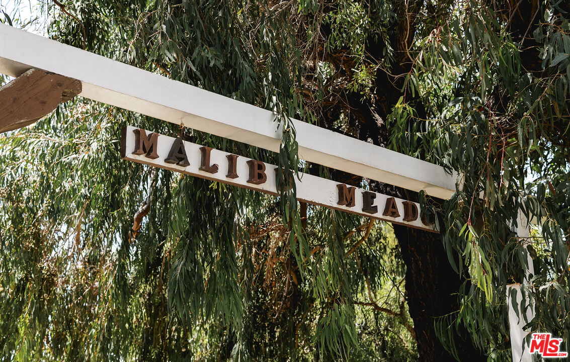 6551 Zumirez Drive Malibu, CA 90265 - Photo 5 of 36 a view of a large building