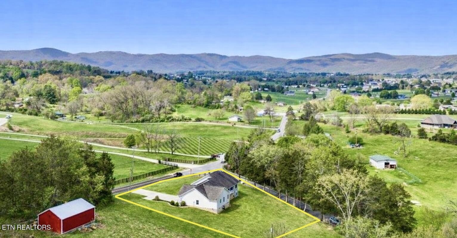 107 Mt Zion Road Jacksboro, TN 37757 - Photo 10 of 53 Gallery Image 10