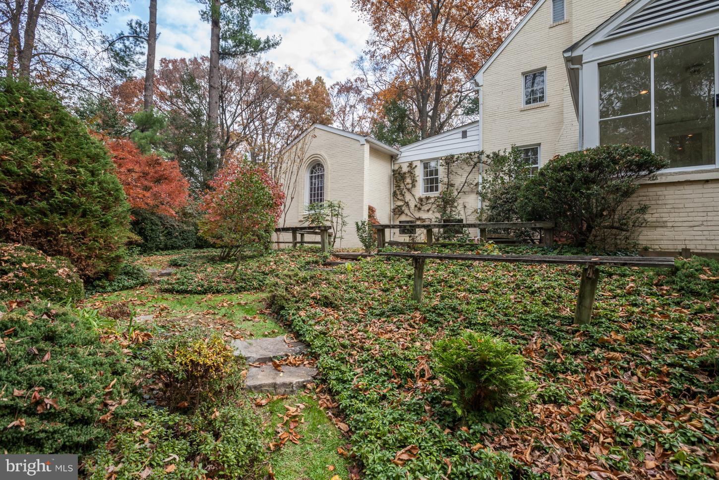 9120 Burdette Road Bethesda, MD 20817 - Photo 31 of 36 Gallery Image 31
