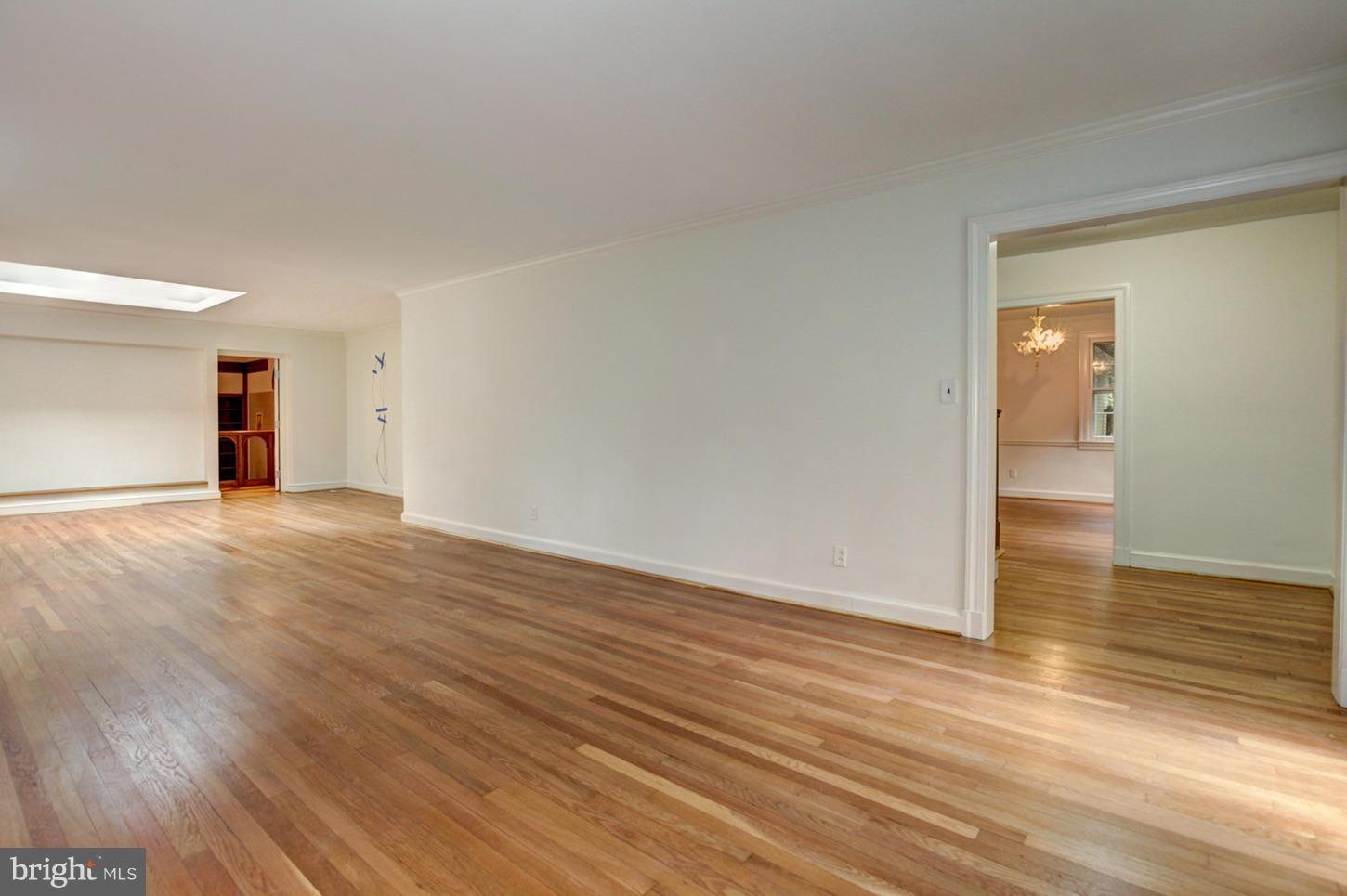 9120 Burdette Road Bethesda, MD 20817 - Photo 8 of 36 Gallery Image 8