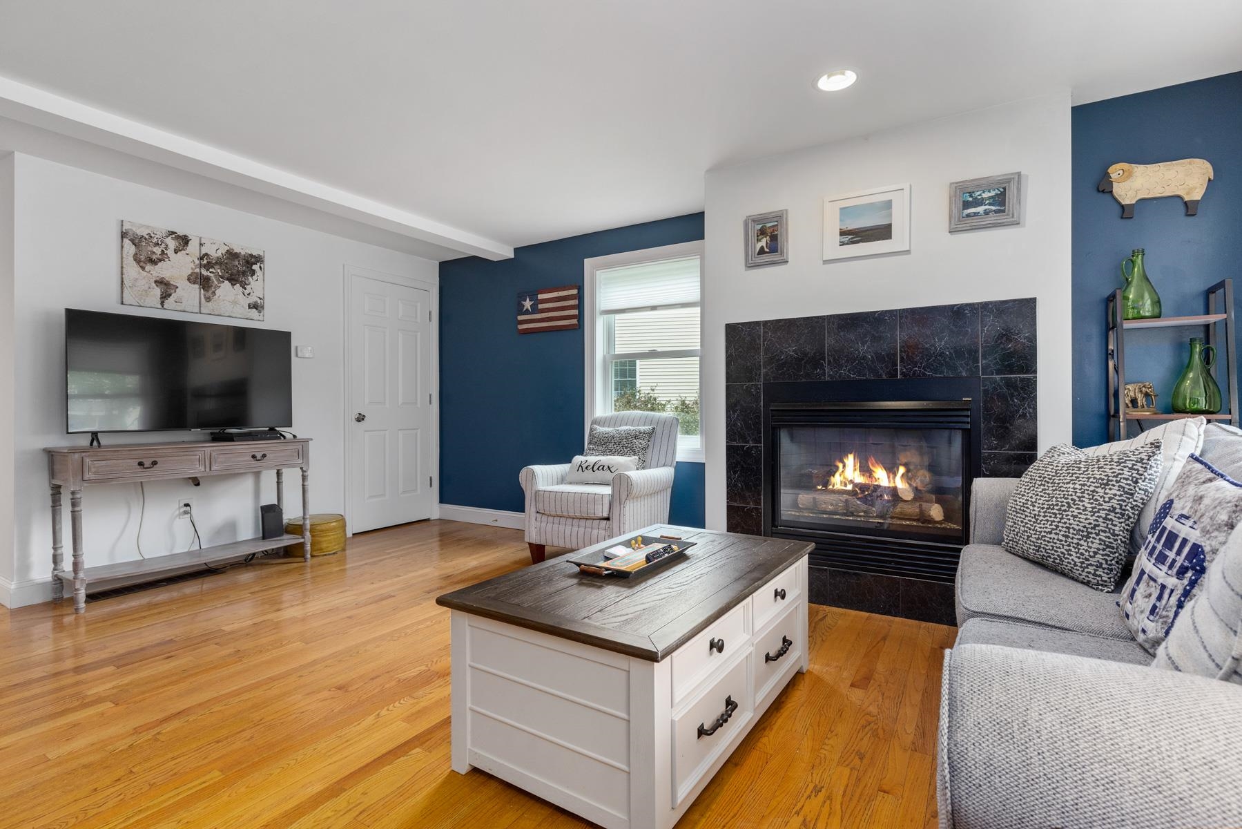 8 Nathaniel Way Exeter, NH 03833 - Photo 2 of 30