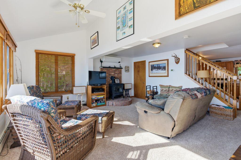 12 Partridge Lane Poland, ME 04274 - Photo 10 of 37 Living Room