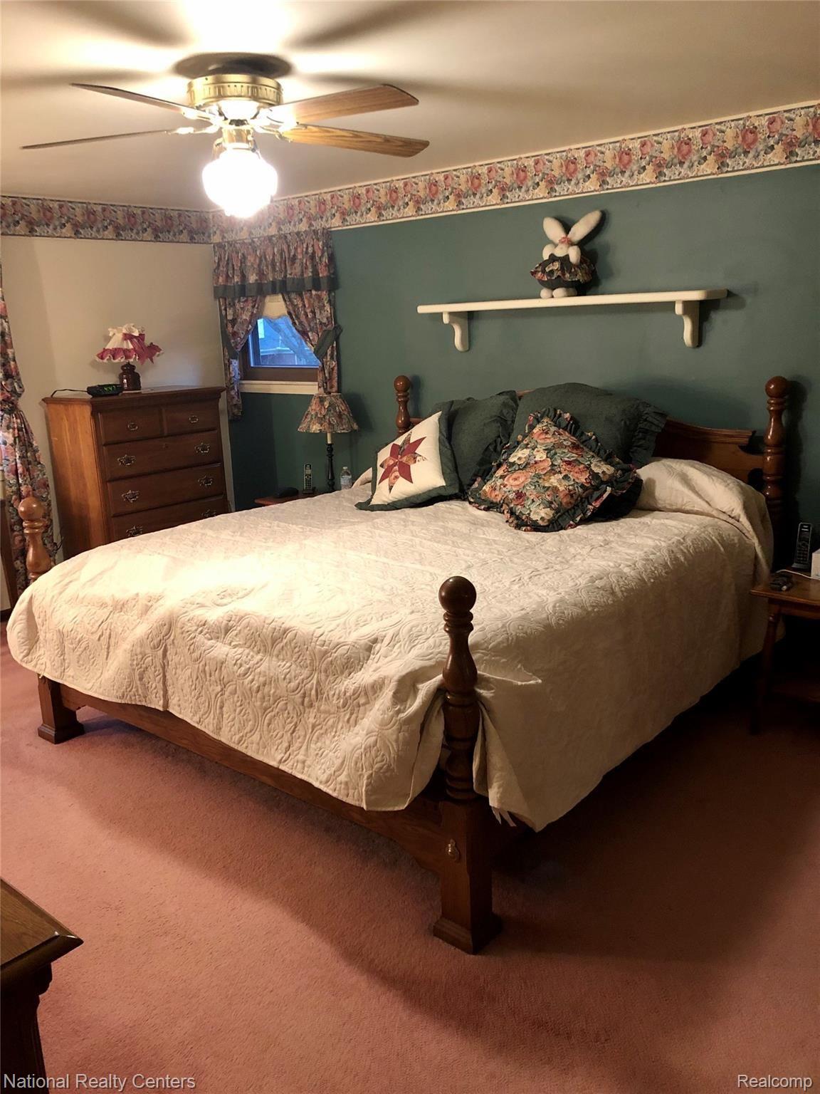 7432 Chichester Road Canton, MI 48187 - Photo 14 of 16 IMG_1745.jpg