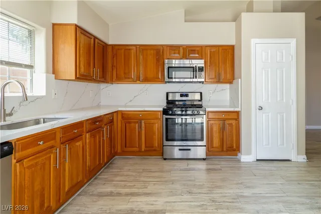 $1,995 | 8688 Little Fox Street, Las Vegas, NV 89123