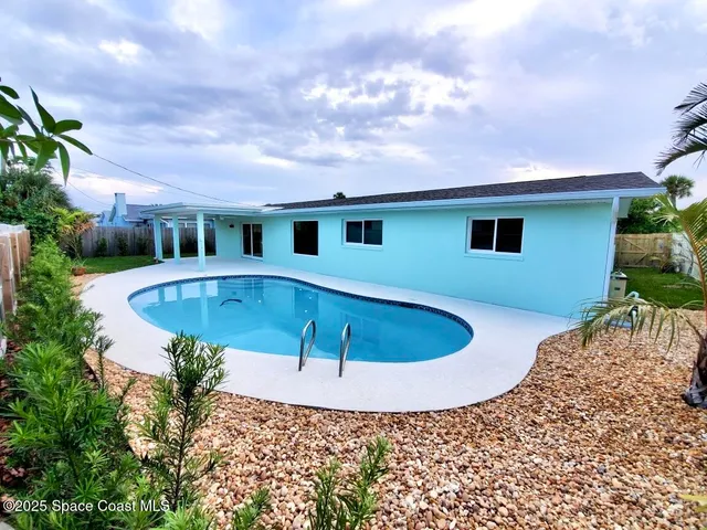 $3,800 | 537 Royal Palm Boulevard, Satellite Beach, FL 32937