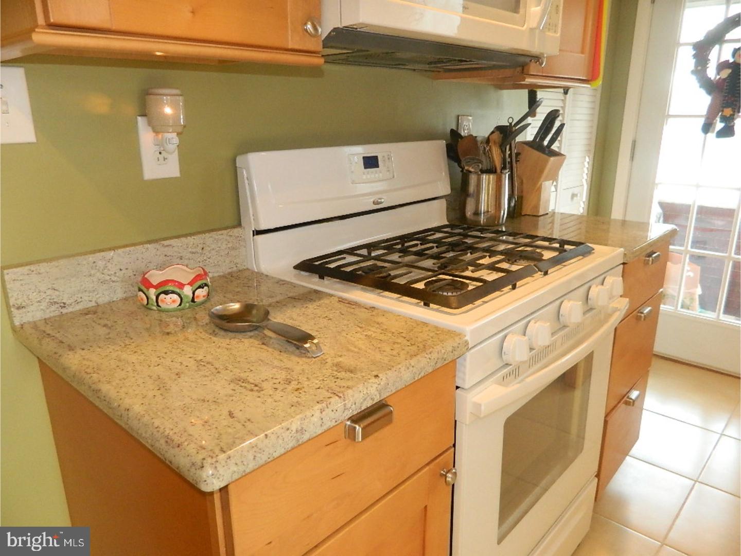 733 3rd Street Riverside, NJ 08075 - Photo 11 of 22 Kitchen