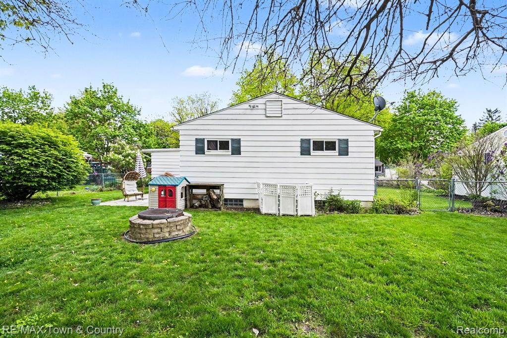207 Labian Drive Flushing, MI 48433 - Photo 17 of 25
