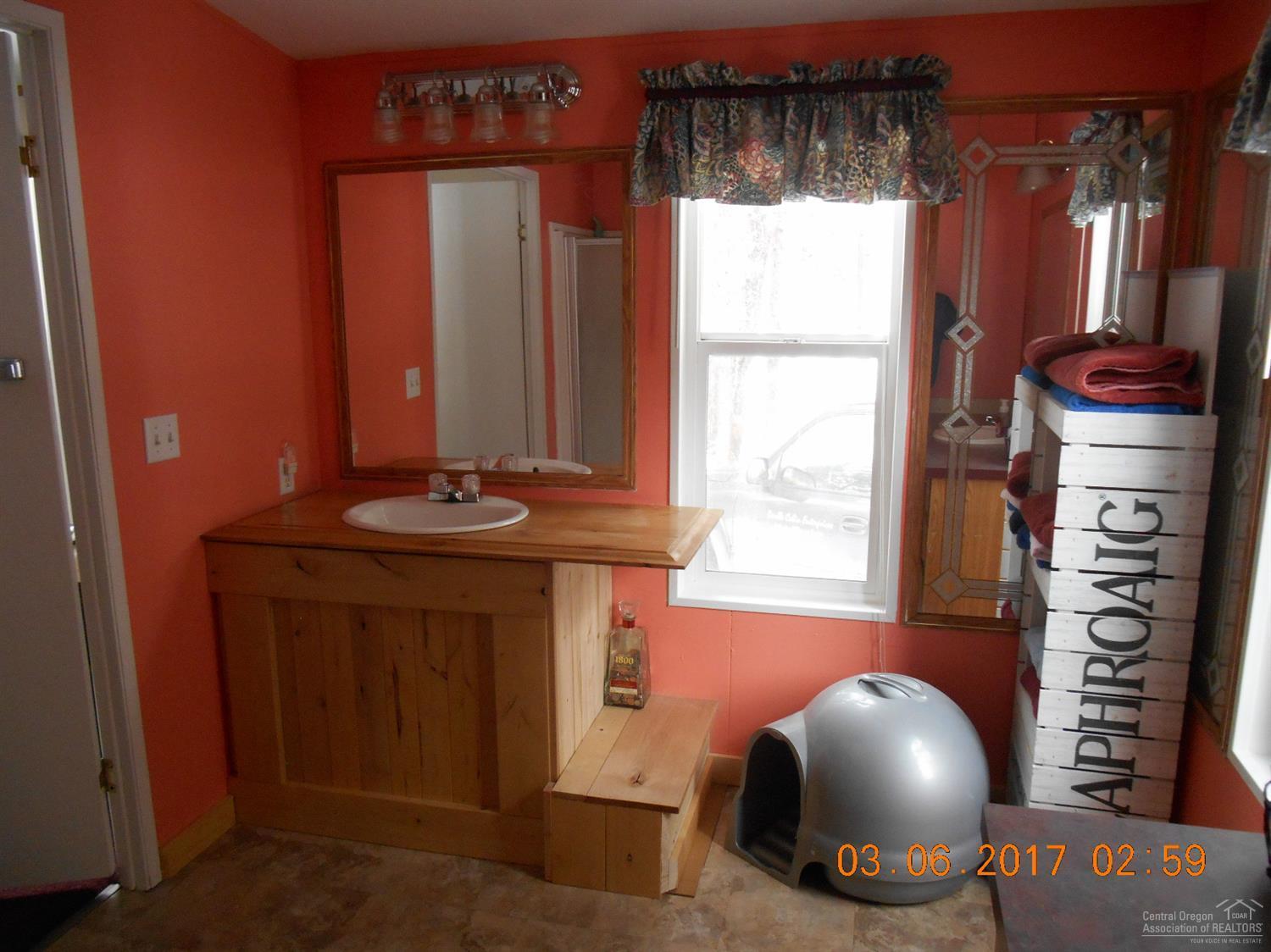 18997 Obsidian Road Bend, OR 97702 - Photo 16 of 25 Additional Photo