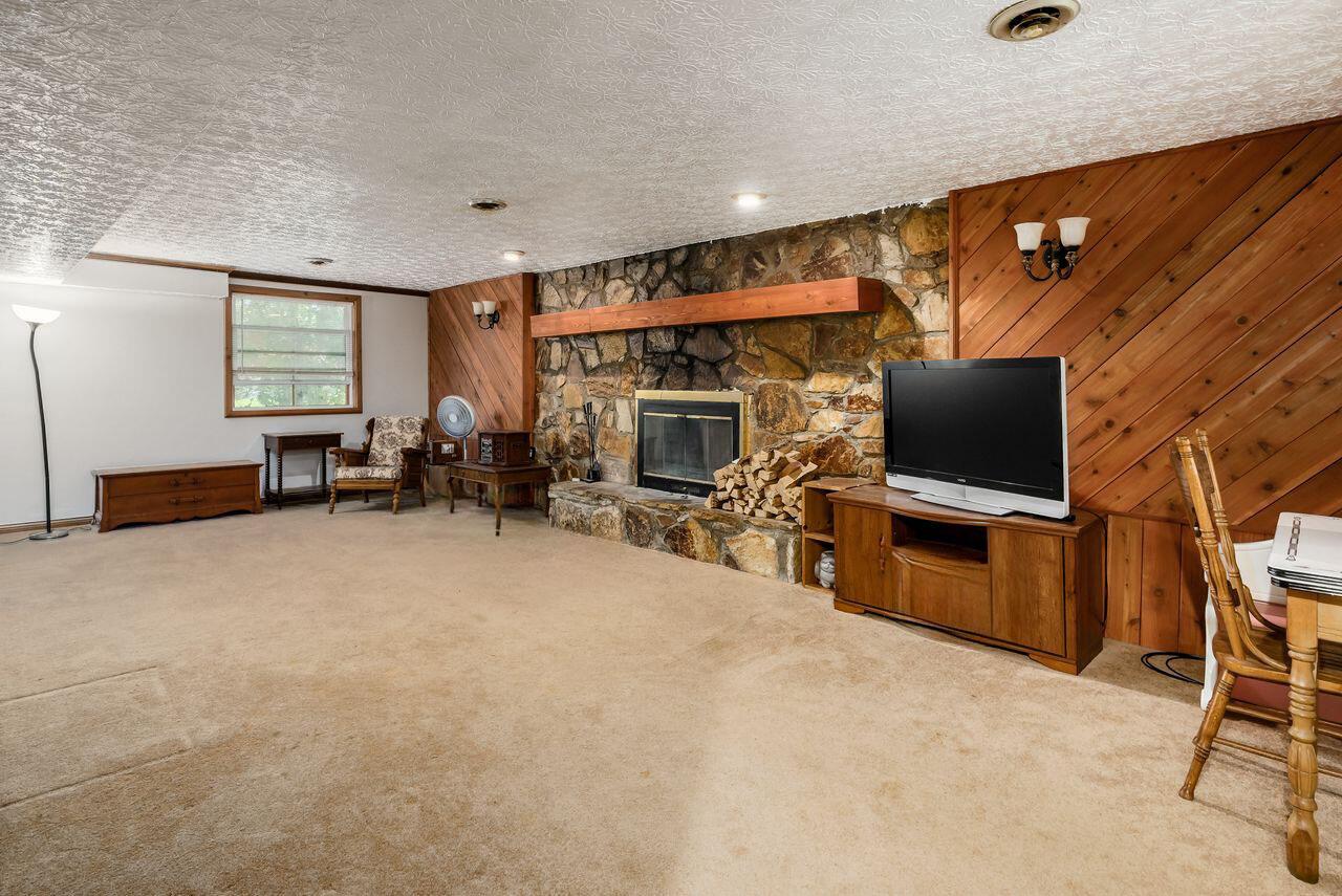 272 Wendell Road Southwest Etna, OH 43068 - Photo 25 of 32 R_272_Wendell_Rd__LLFamilyRoom
