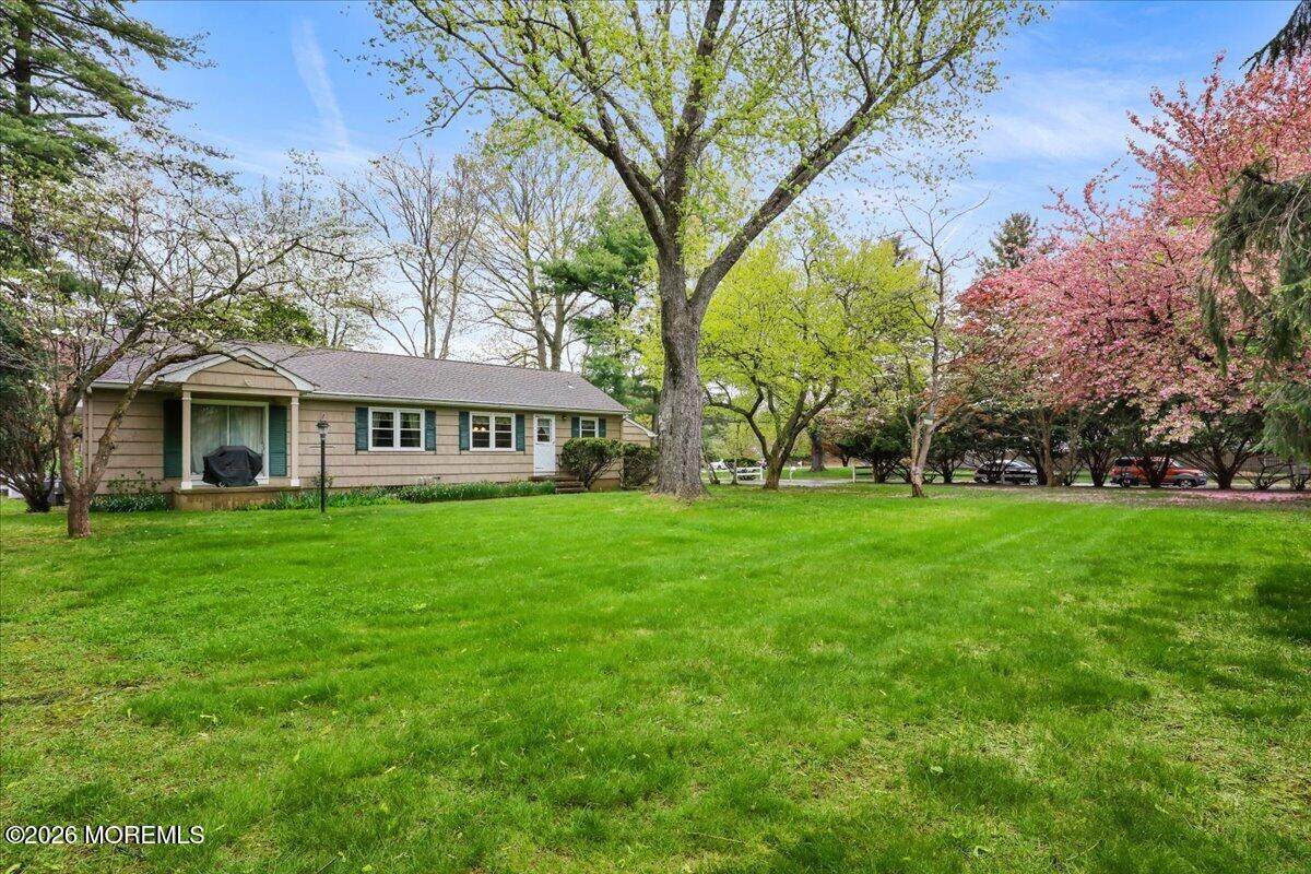 204 Dutch Lane Road Freehold, NJ 07728 - Photo 27 of 28 27-Backyard