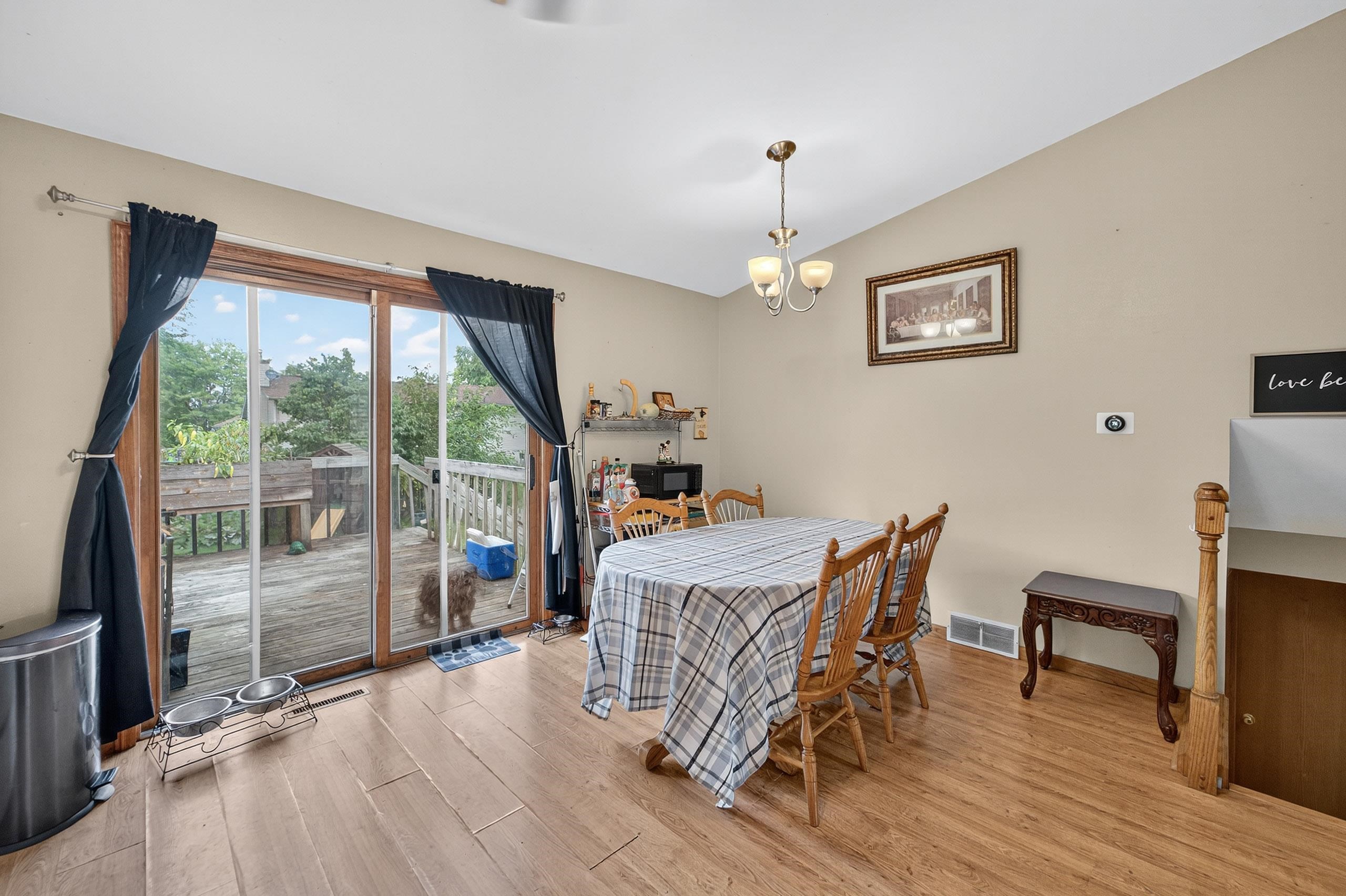 604 Robin Drive Sun Prairie, WI 53590 - Photo 12 of 40