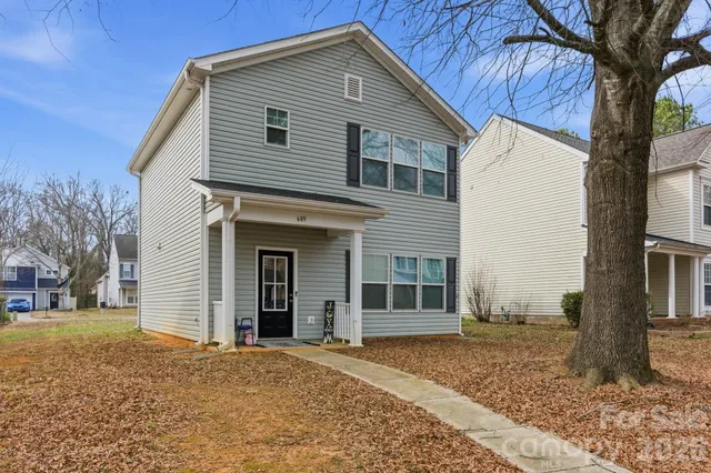 $269,000 | 609 North Mulberry Street, Statesville, NC 28677