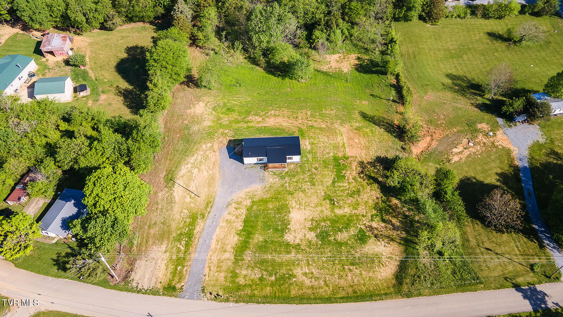 3066 Poplar Springs Road Greeneville, TN 37743 - Photo 28 of 34 D_Neas-3066-Poplar-Springs_0473