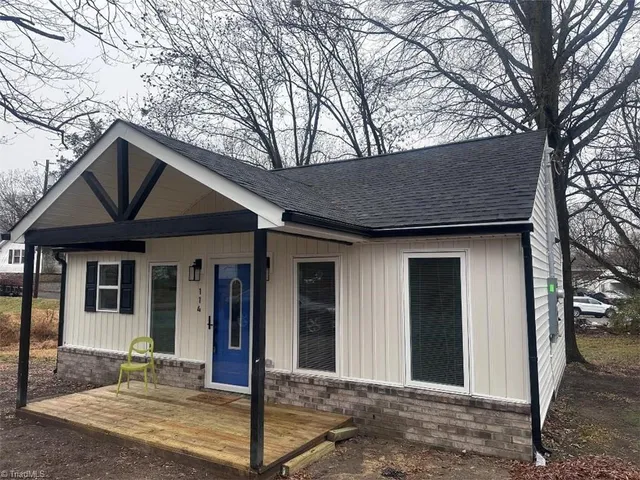 $169,900 | 114 Council Street, Thomasville, NC 27360