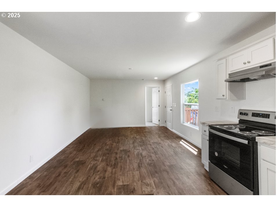 5335 Main Street, Unit 187 Springfield, OR 97478 - Photo 7 of 39