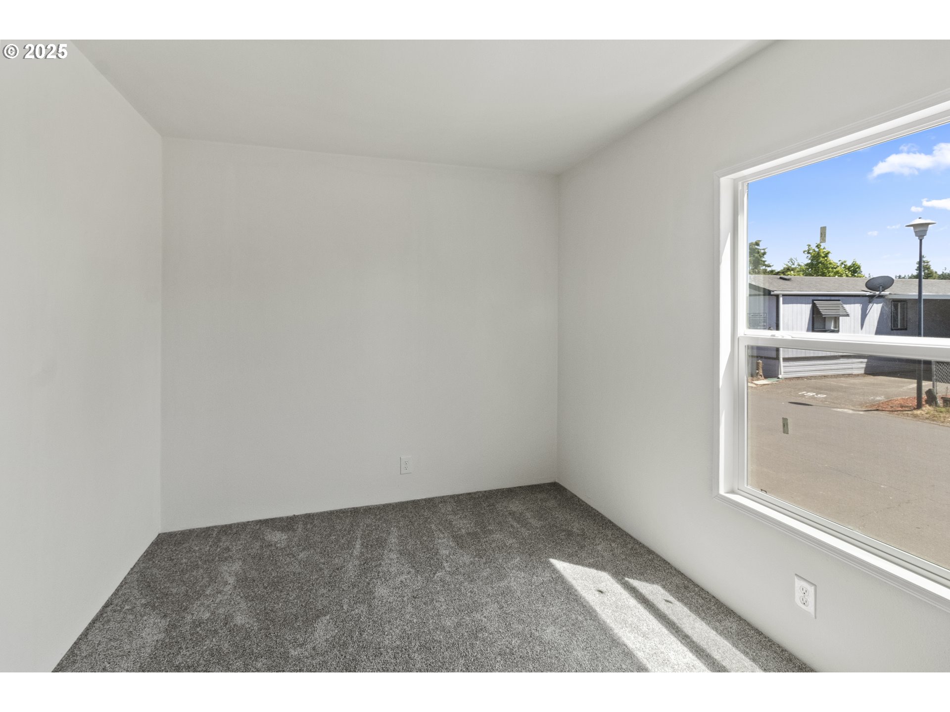 5335 Main Street, Unit 187 Springfield, OR 97478 - Photo 9 of 39