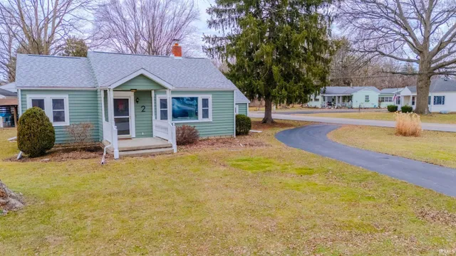 $190,000 | 2 South Colonial Park Drive, Marion, IN 46953