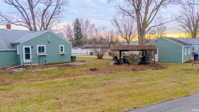 $190,000 | 2 South Colonial Park Drive, Marion, IN 46953