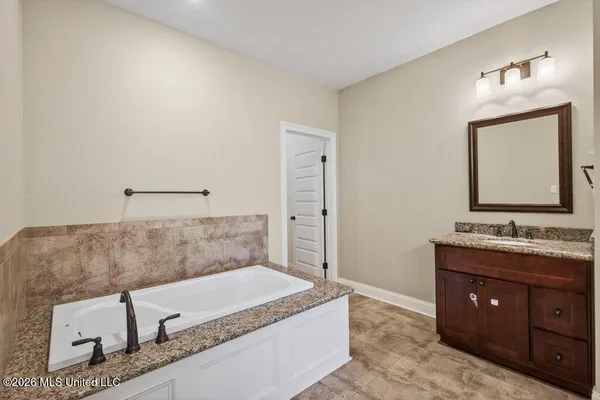 $699,000 | 5629 Via Toscana, Ocean Springs, MS 39564