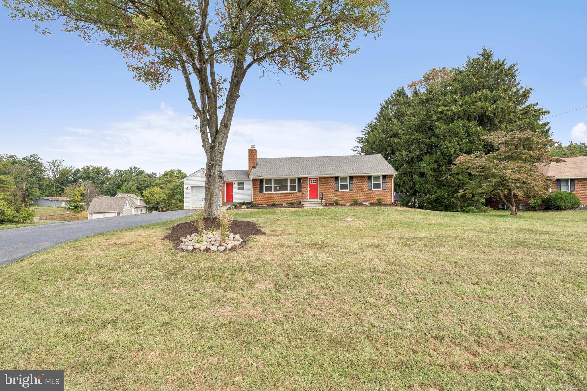 1804 Briggs Chaney Road Silver Spring, MD 20905 - Photo 4 of 40