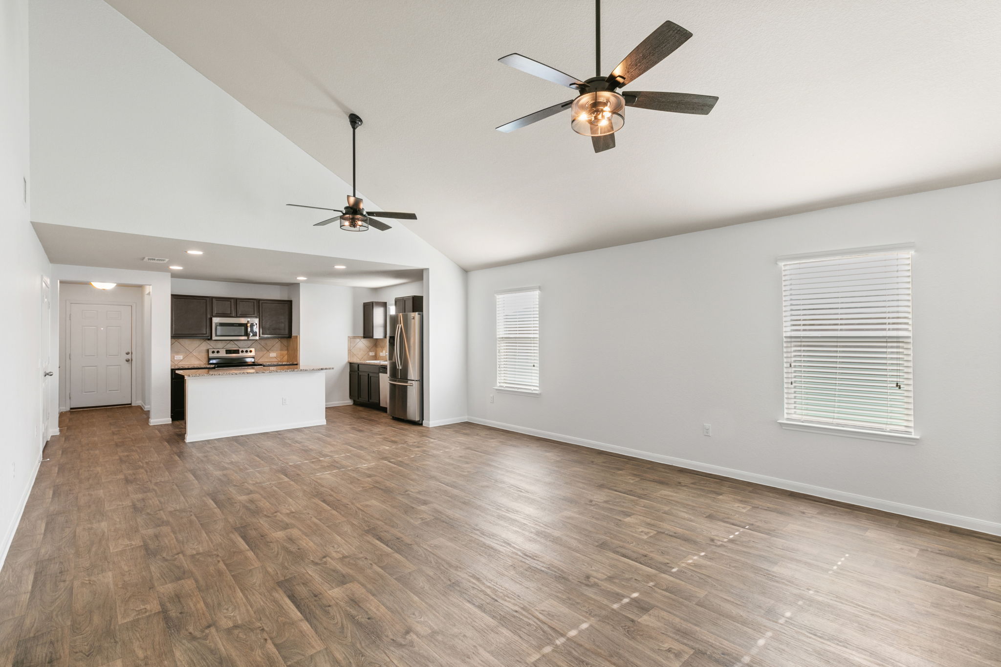 725 Liard River Road Hutto, TX 78634 - Photo 8 of 27