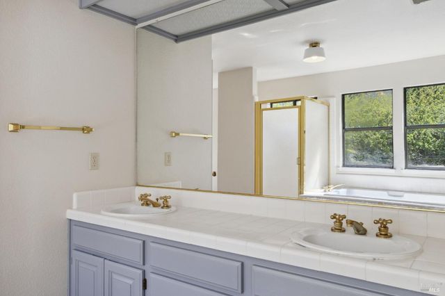 $1,225,000 | 195 Butterfield Drive, Novato, CA 94945