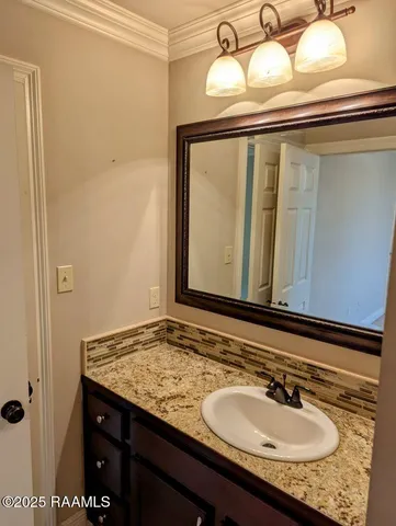 $1,700 | 125 Villa Park Lane, Lafayette, LA 70508