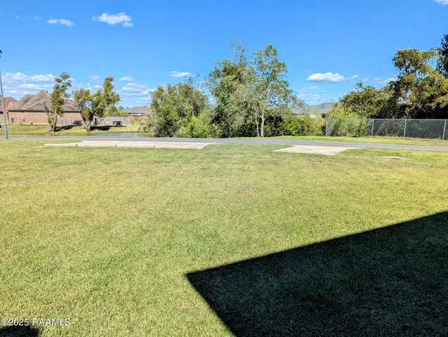 $1,700 | 125 Villa Park Lane, Lafayette, LA 70508