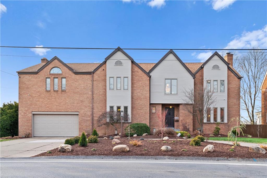 4636 Brownsville Road Pittsburgh, PA 15236 - Photo 2 of 39