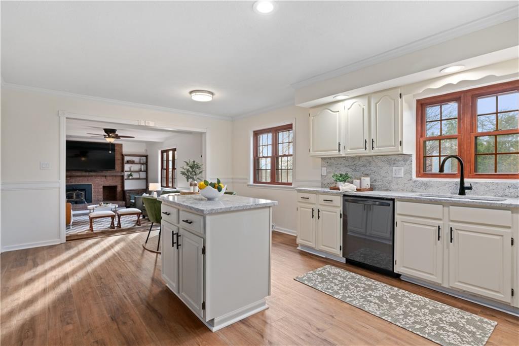 4636 Brownsville Road Pittsburgh, PA 15236 - Photo 5 of 39