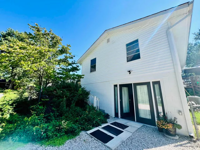 $334,900 | 1520 East Vera Drive, Bloomington, IN 47401