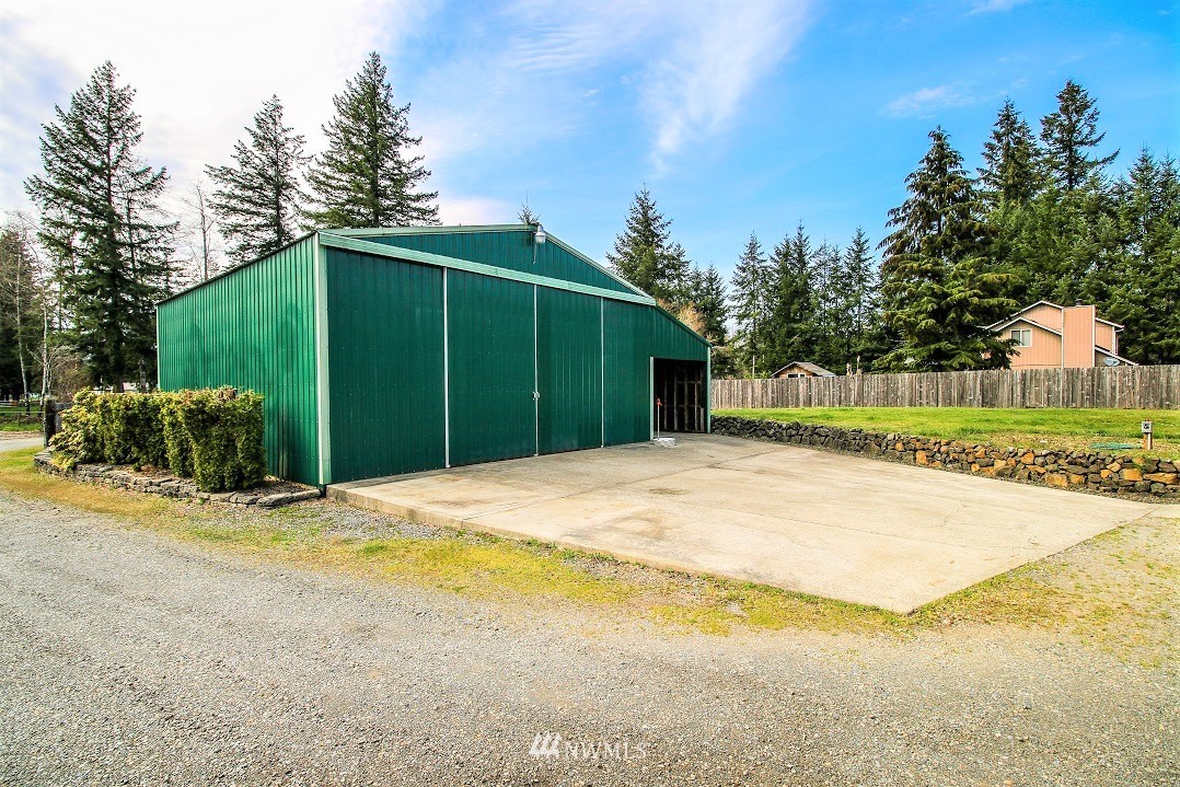 5649 140th Avenue Southwest Rochester, WA 98579 - Photo 3 of 13
