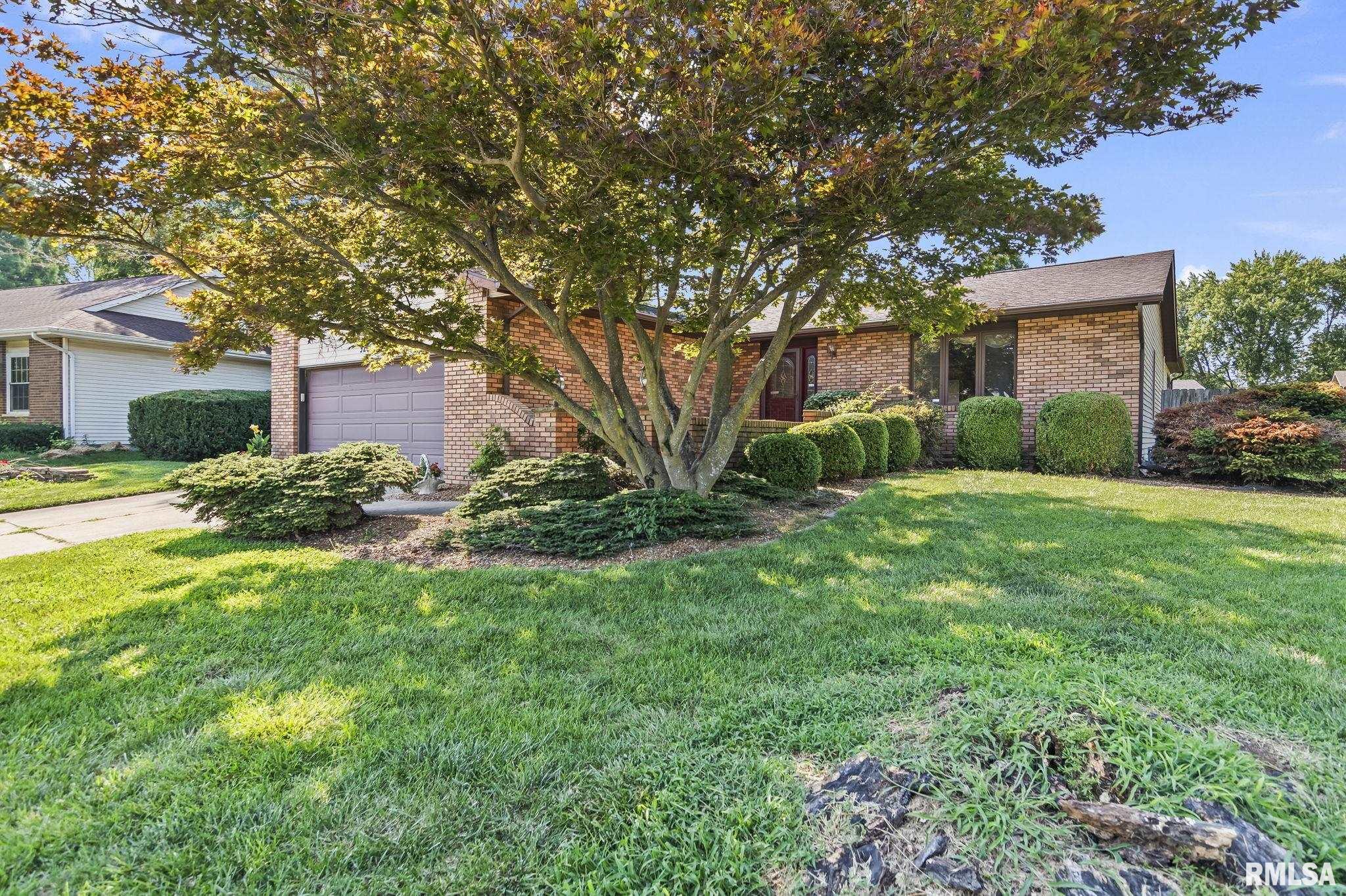 3205 Ivyton Drive Springfield, IL 62704 - Photo 1 of 41