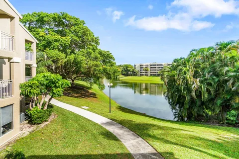 $365,000 | 1885 Palm Cove Boulevard, Unit 10207, Delray Beach, FL 33445