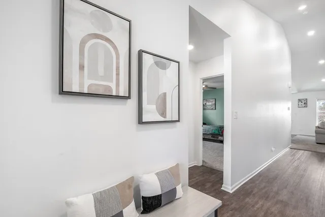 $415,000 | 32070 Savannah Drive, Lakemoor, IL 60051