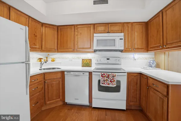 $549,000 | 8 Summit Drive, Bryn Mawr, PA 19010