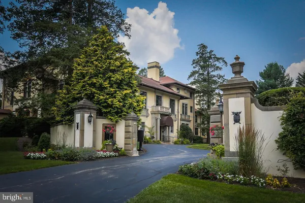 $549,000 | 8 Summit Drive, Bryn Mawr, PA 19010