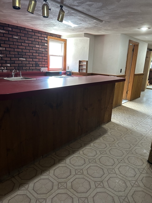 95 Main Street Saugus, MA 01906 - Photo 9 of 36