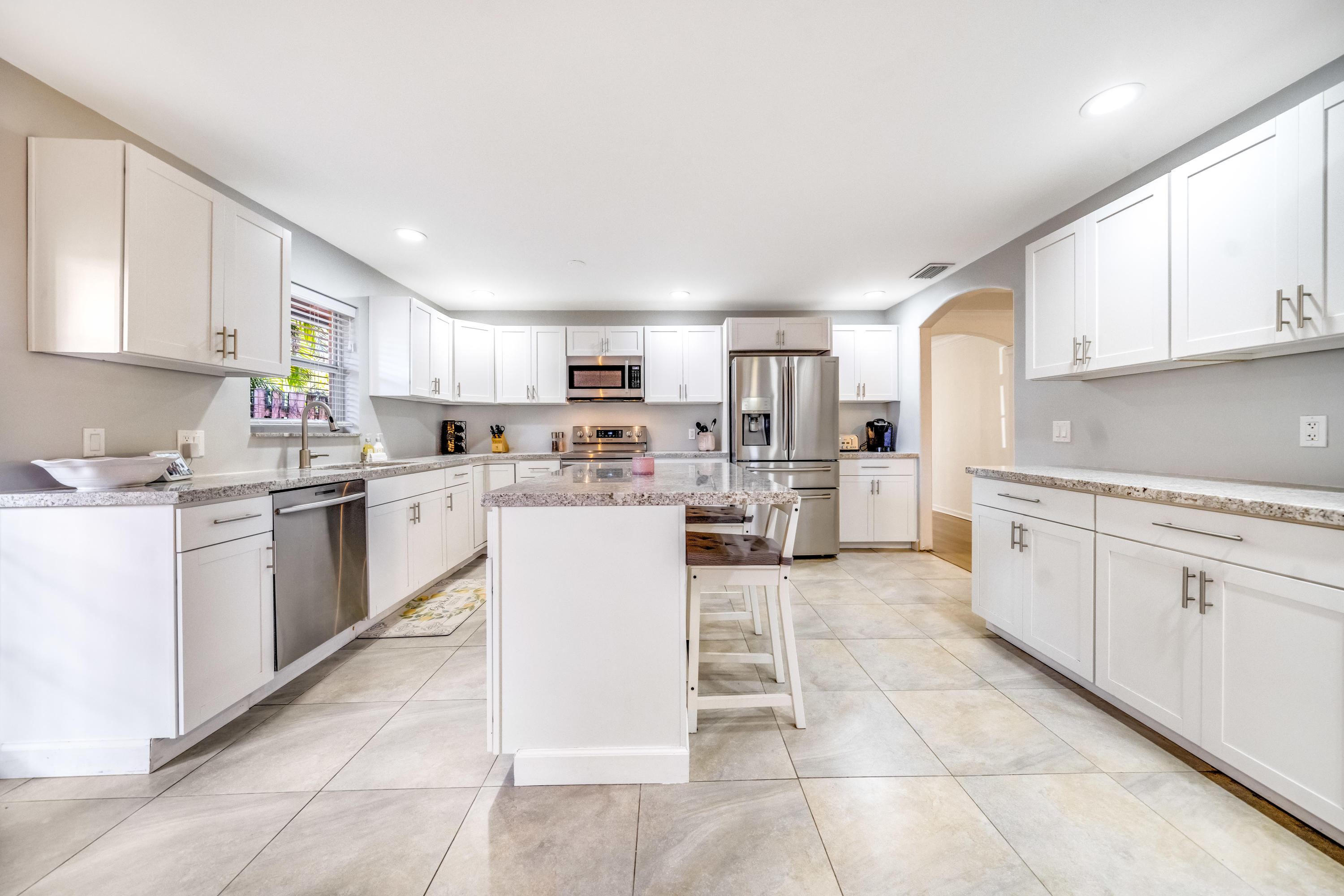 15185 Hayes Road Delray Beach, FL 33484 - Photo 11 of 31 JOY00943