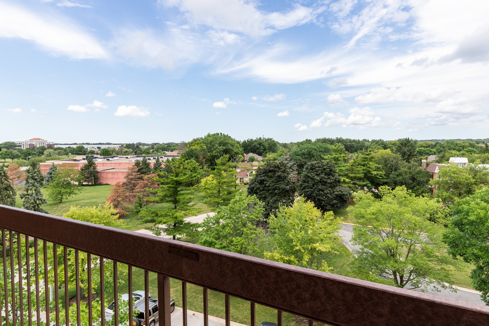 211 Rivershire Lane, Unit 501 Lincolnshire, IL 60069 - Photo 13 of 17 a view of a city from a balcony