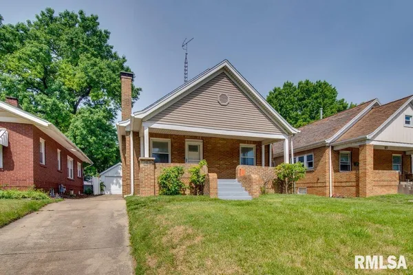 $130,000 | 2417 South 6th Street, Springfield, IL 62703