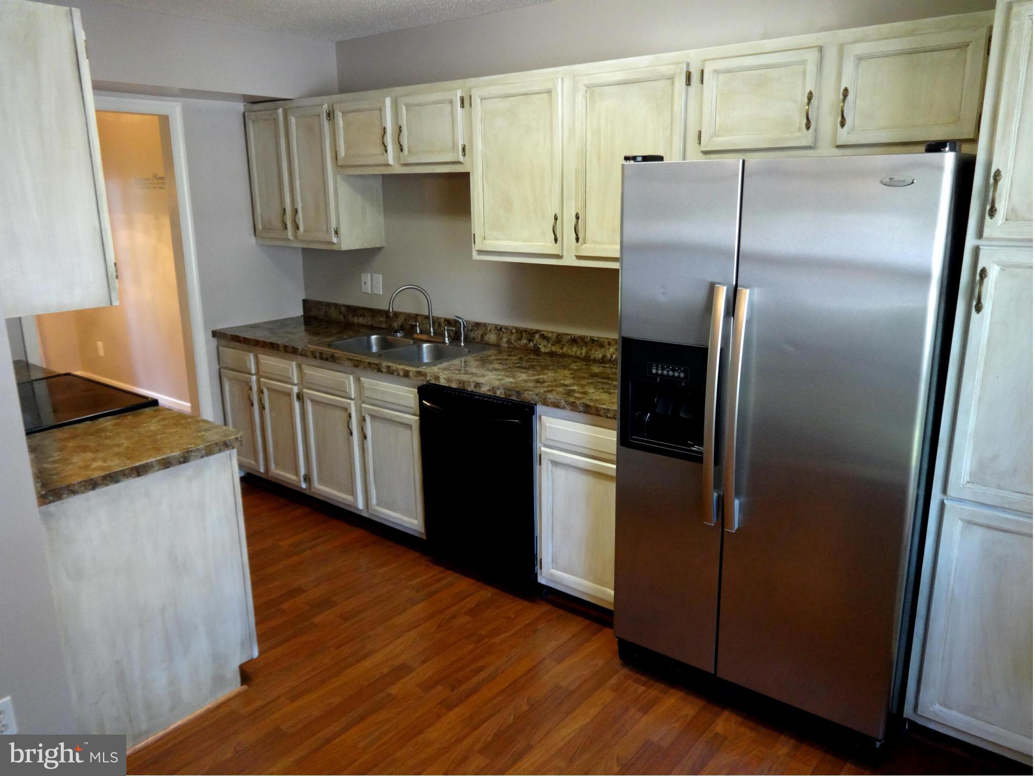 704 Ripplebrook Drive Culpeper, VA 22701 - Photo 3 of 20 Kitchen