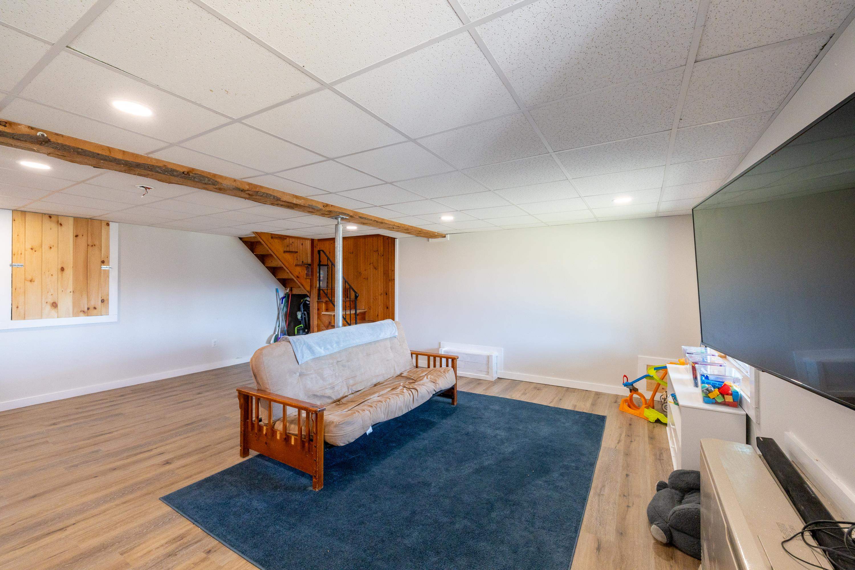 361 Eastern Avenue Barton, VT 05822 - Photo 18 of 27