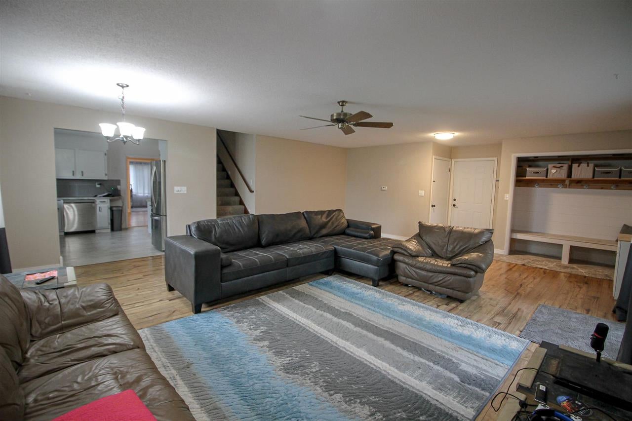 308 Water Street Center Point, IA 52213 - Photo 8 of 33 Gallery Image 8