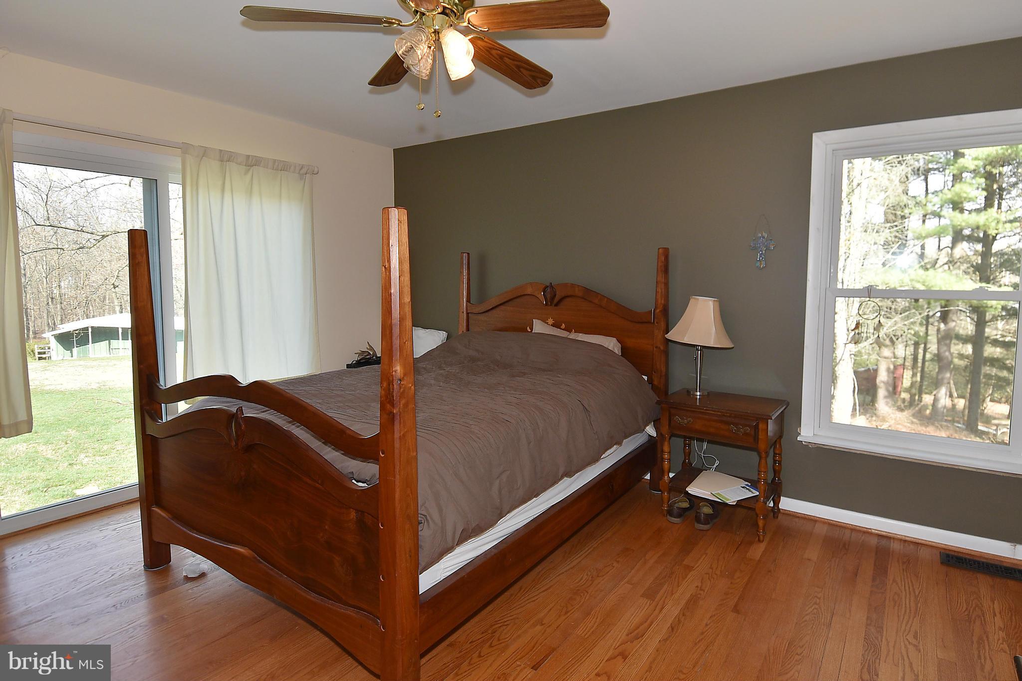 21010 Goshen Road Gaithersburg, MD 20882 - Photo 16 of 30 Bedroom (Master)