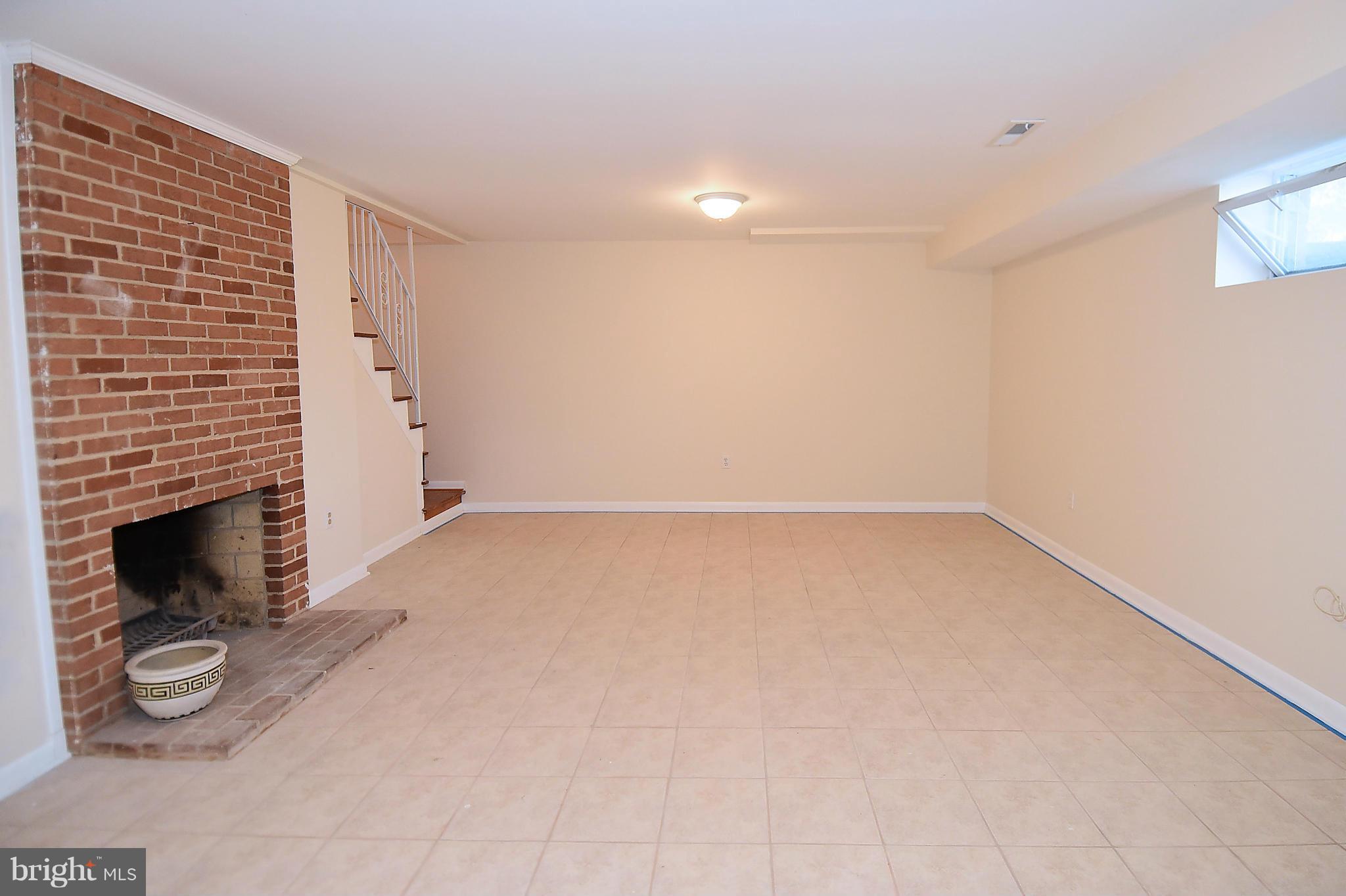 21010 Goshen Road Gaithersburg, MD 20882 - Photo 21 of 30 Fully Finished Lower Level